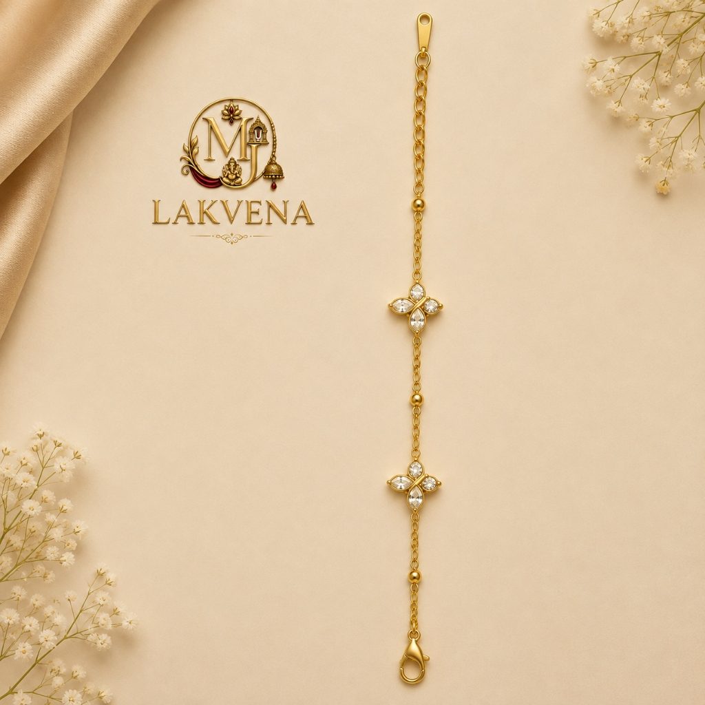 Lakvena Minimalist Solitaire Clover Flower Gold Bracelet